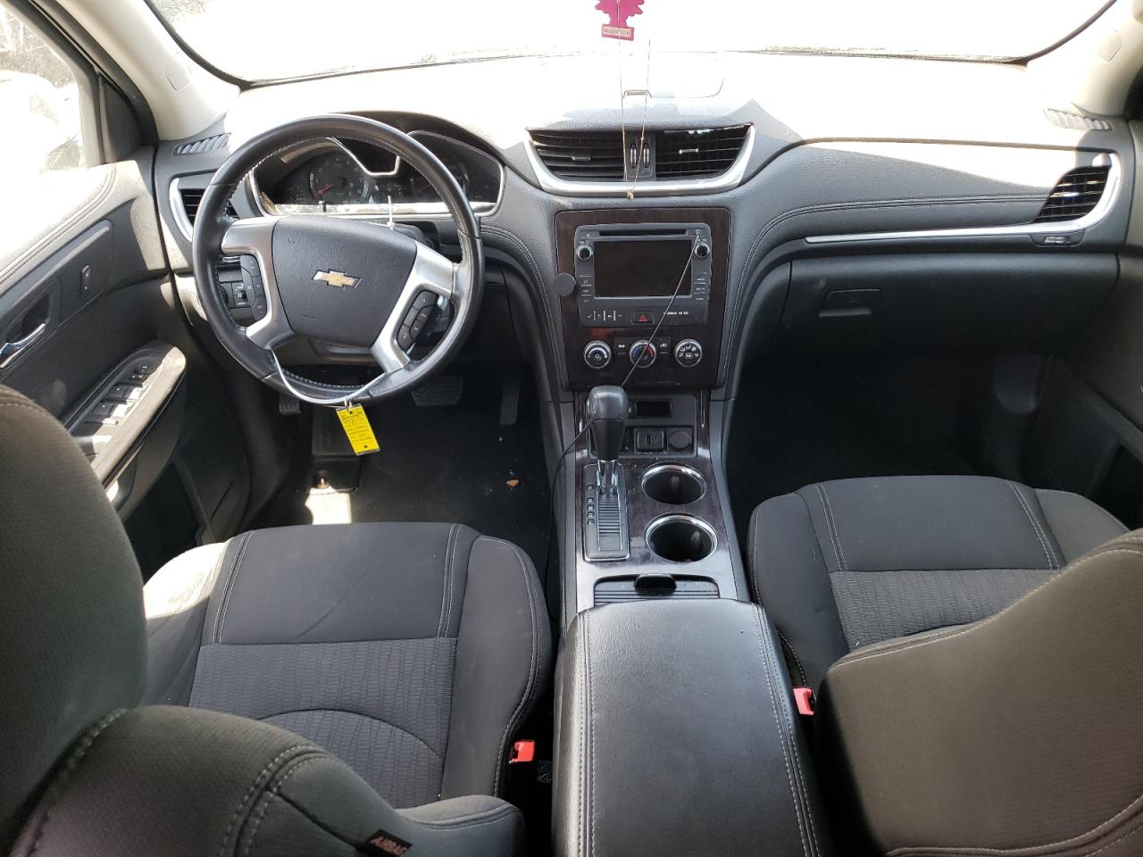 1GNKVGKD4HJ137216 2017 Chevrolet Traverse Lt