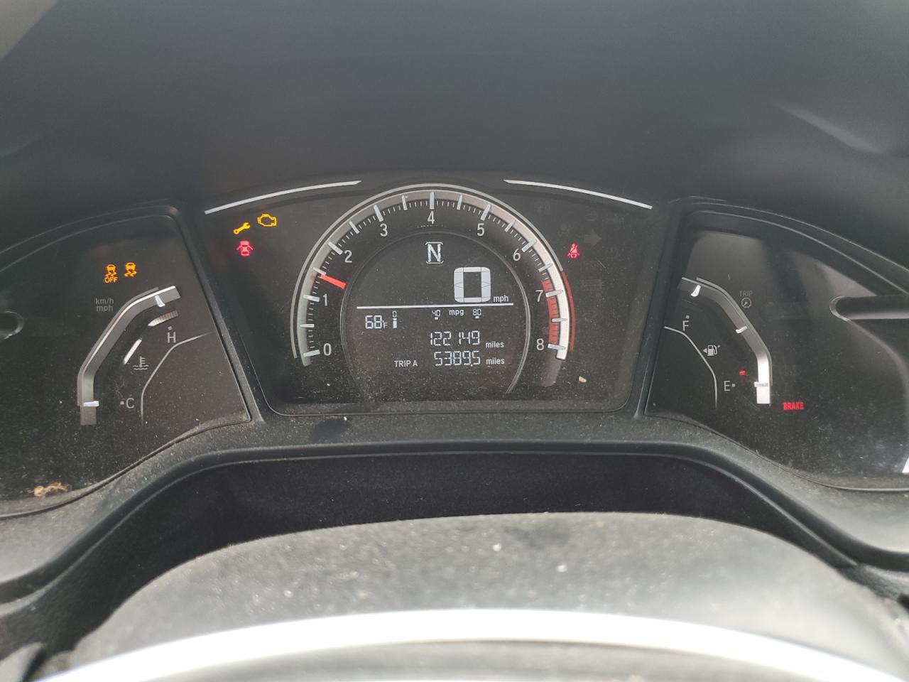 19XFC2F56JE023713 2018 Honda Civic Lx