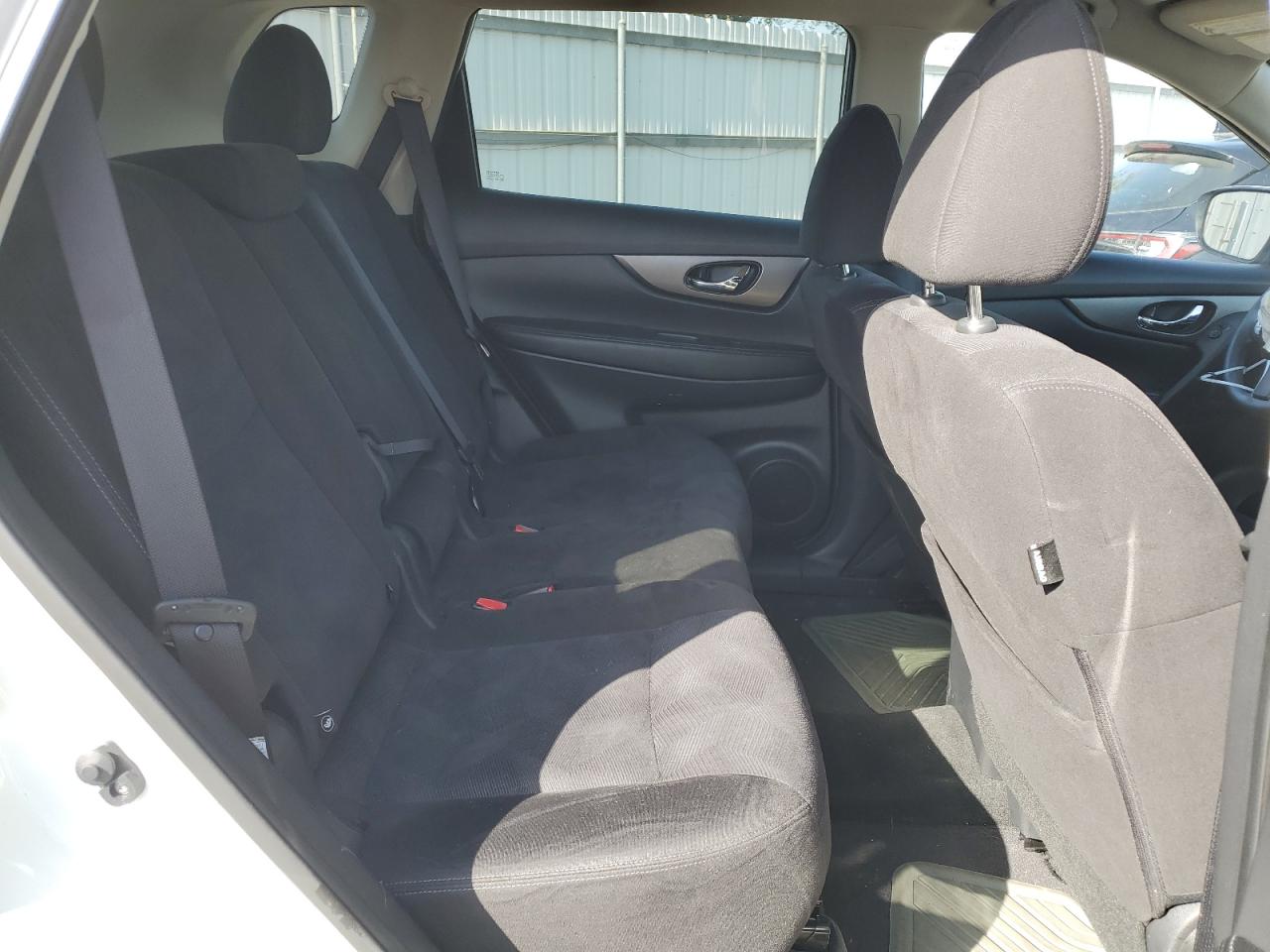 KNMAT2MT4FP561149 2015 Nissan Rogue S