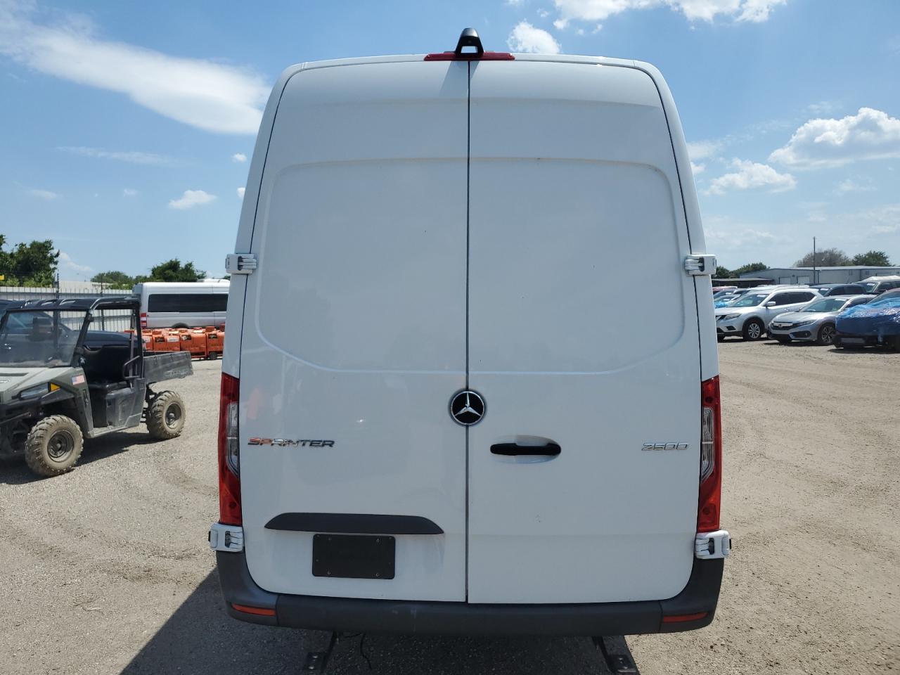 W1Y4EDHY8MT069541 2021 Mercedes-Benz Sprinter 2500
