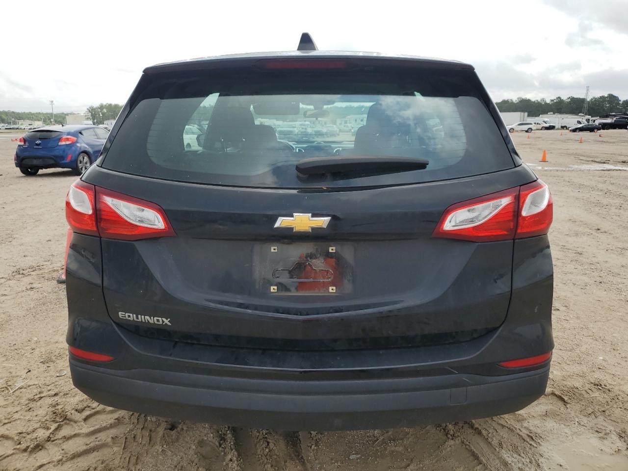 3GNAXHEV0KL357114 2019 Chevrolet Equinox Ls