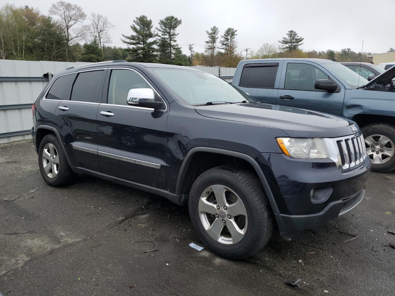 1J4RR5GT1BC516681 2011 Jeep Grand Cherokee Limited