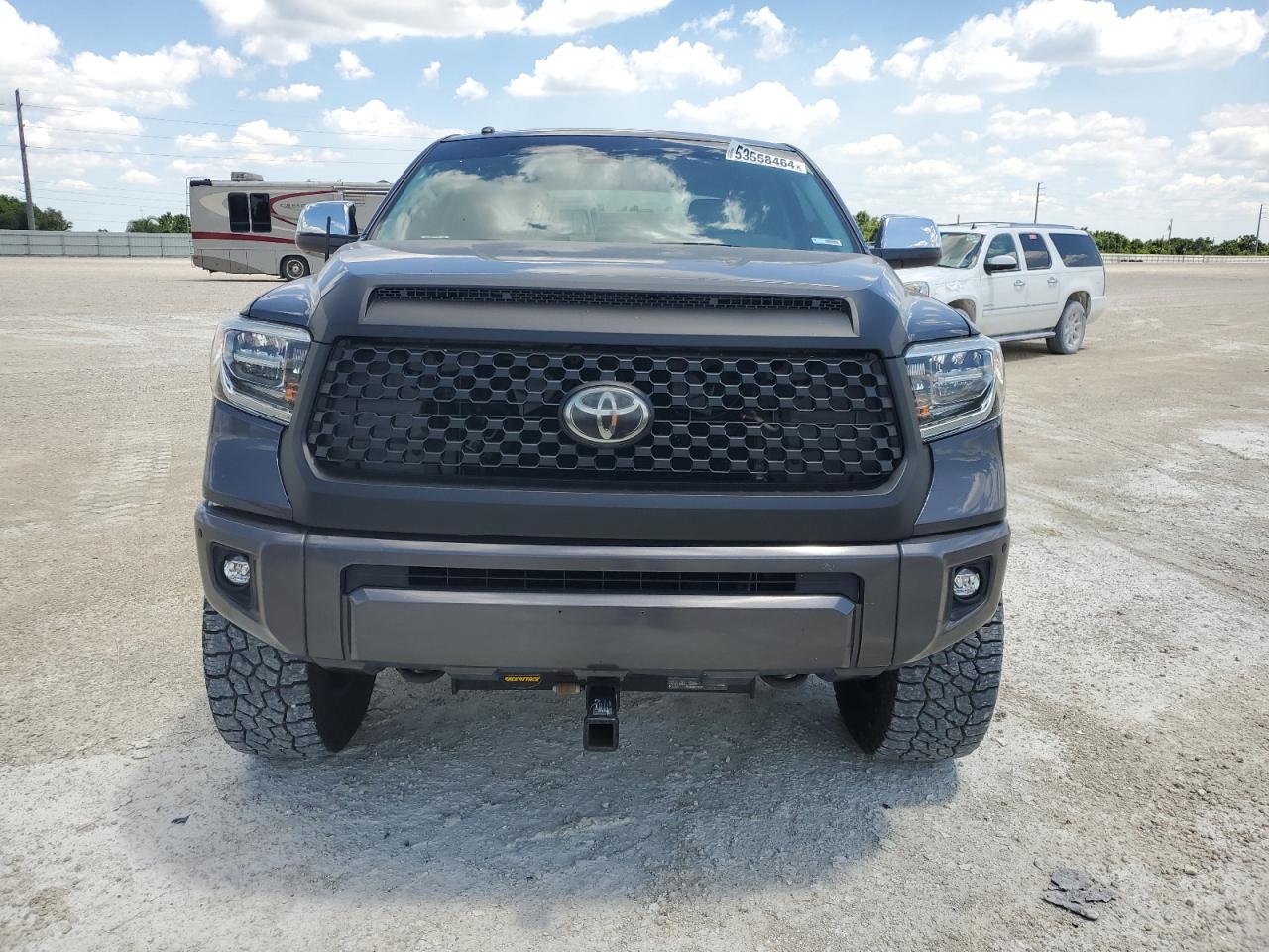 5TFAY5F19JX697963 2018 Toyota Tundra Crewmax 1794