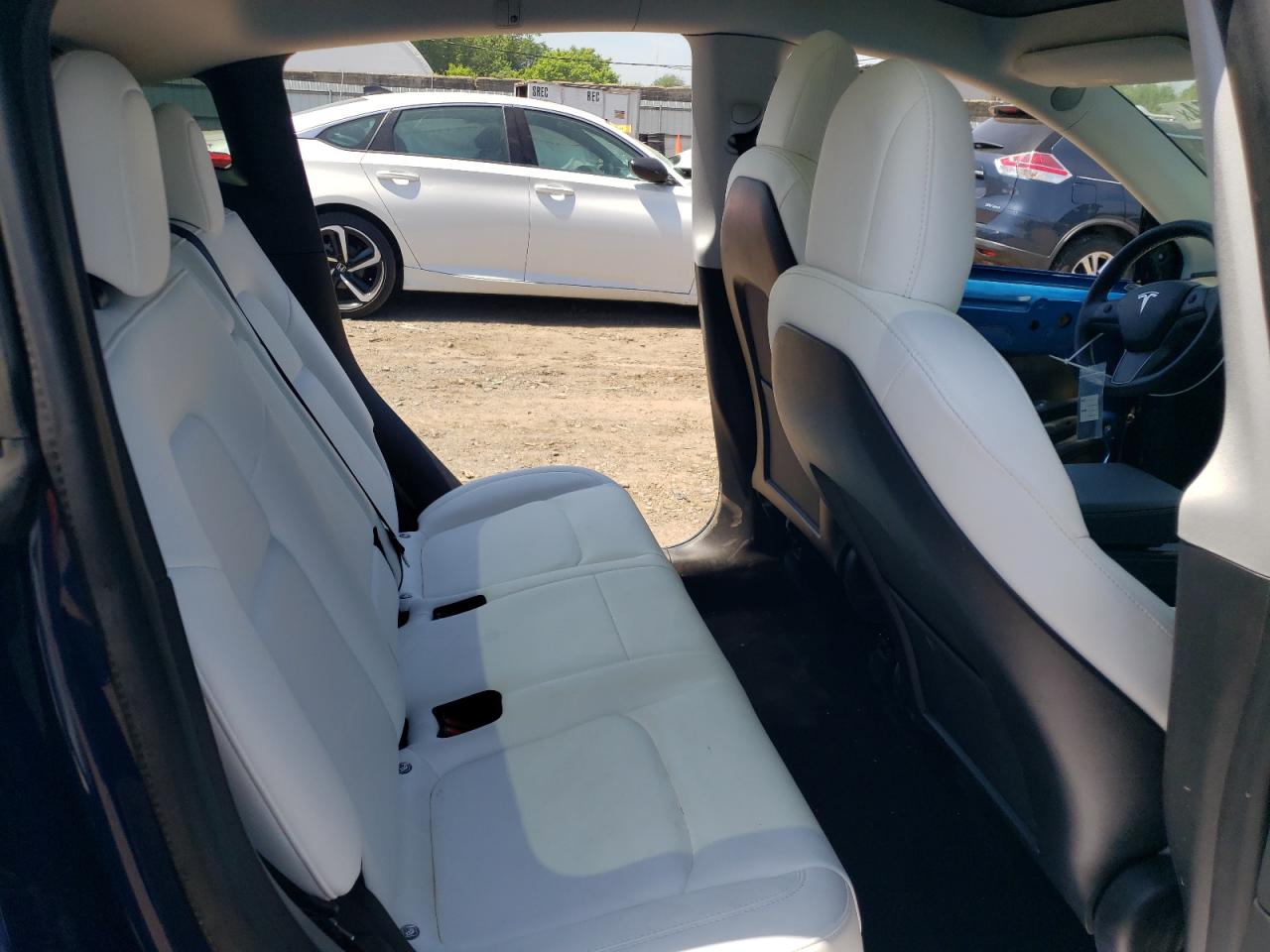 5YJYGDEE3MF300911 2021 Tesla Model Y