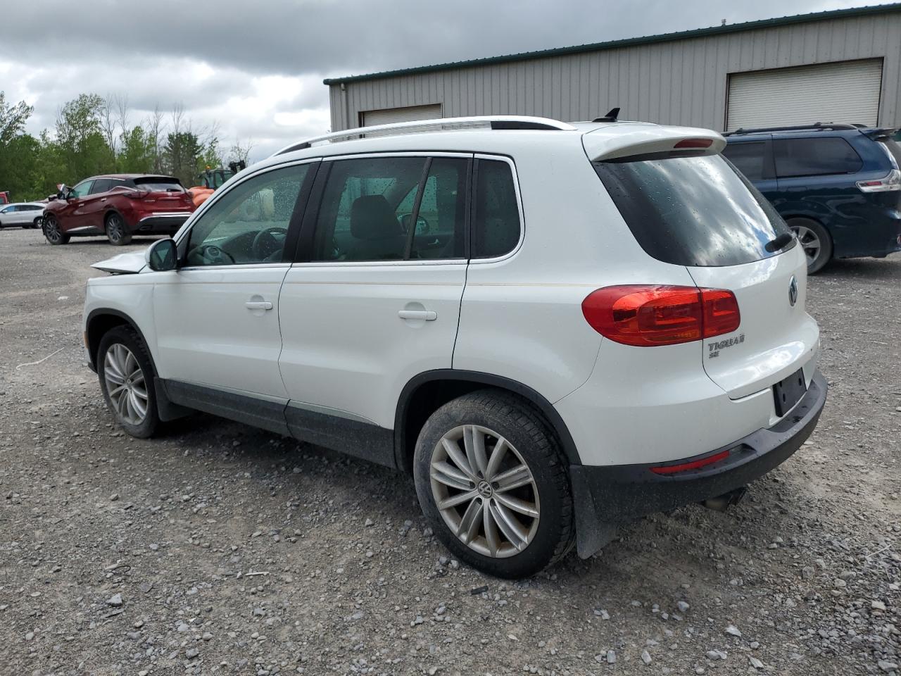 WVGBV7AX6GW611801 2016 Volkswagen Tiguan S