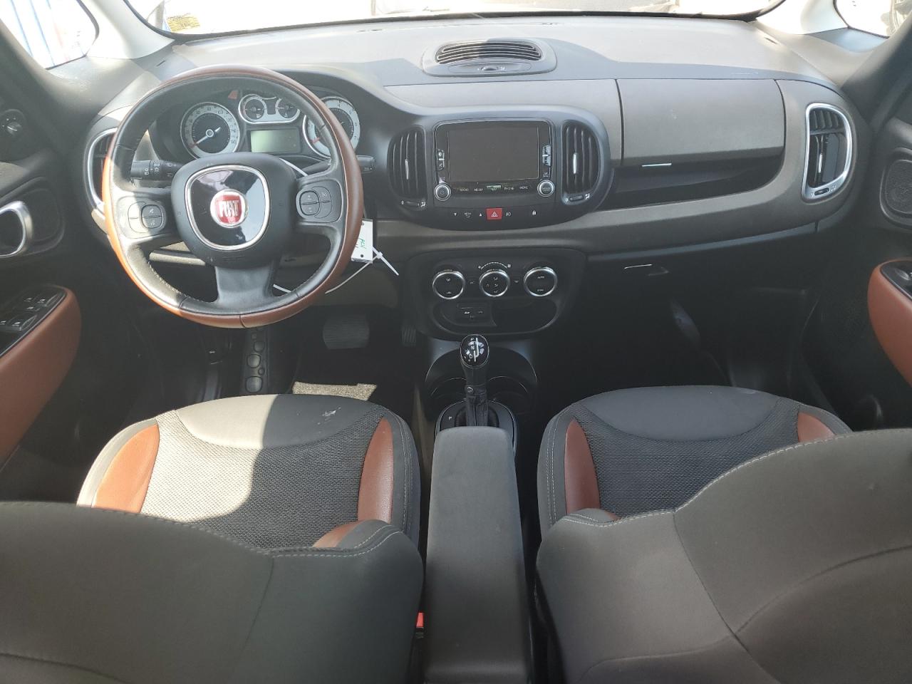 2014 Fiat 500L Trekking vin: ZFBCFADH2EZ012299