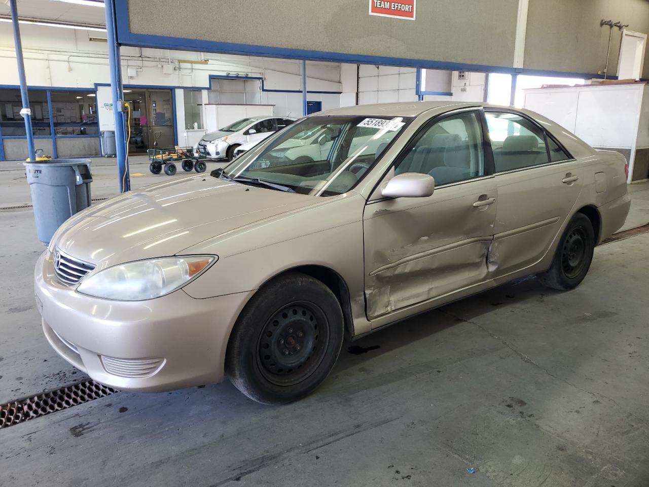 4T1BE32K65U060662 2005 Toyota Camry Le