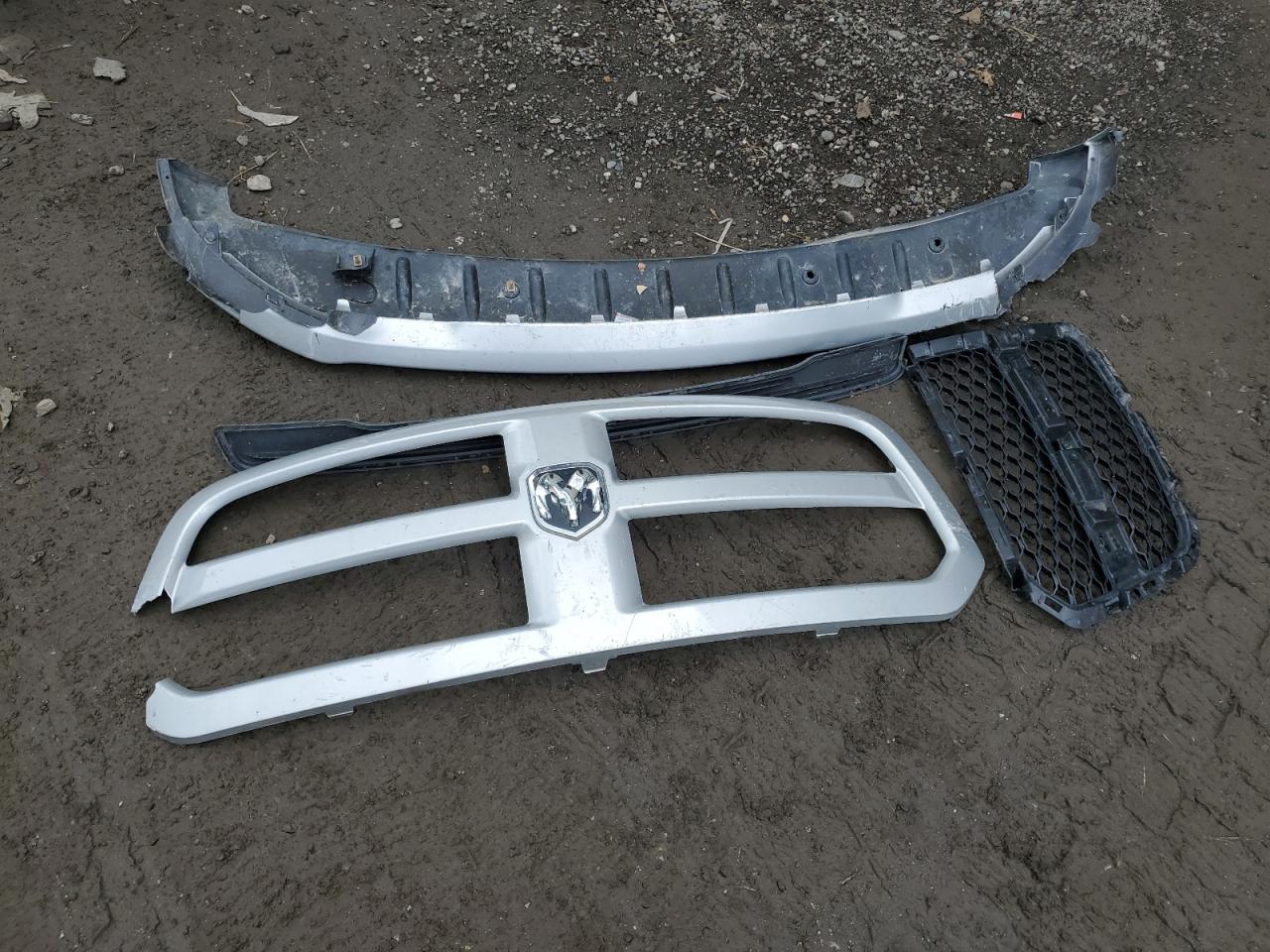 1C6RR7FG4KS589708 2019 Ram 1500 Classic Tradesman