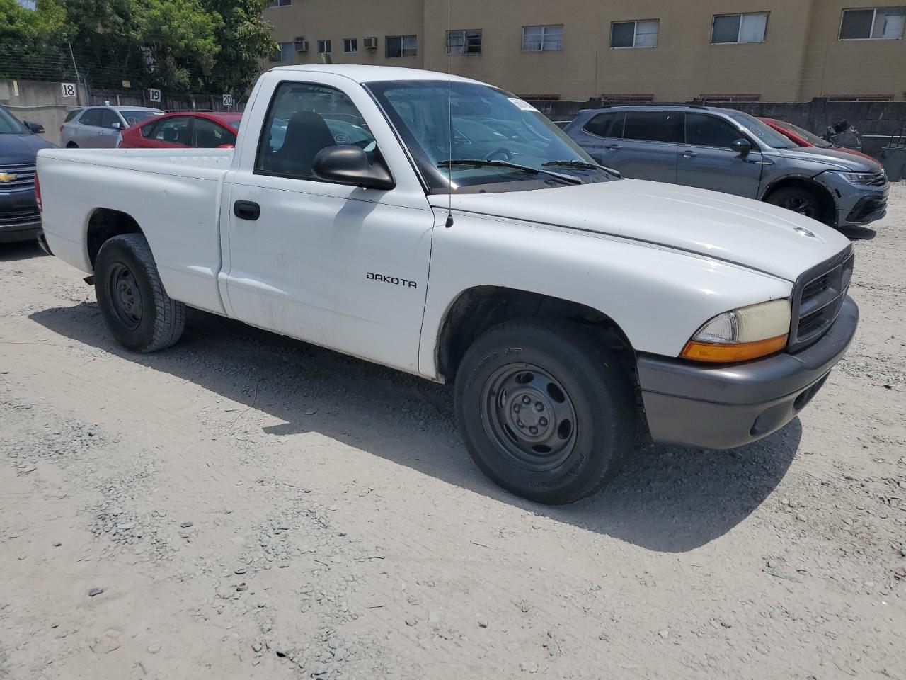 1B7FL16X52S502568 2002 Dodge Dakota Base