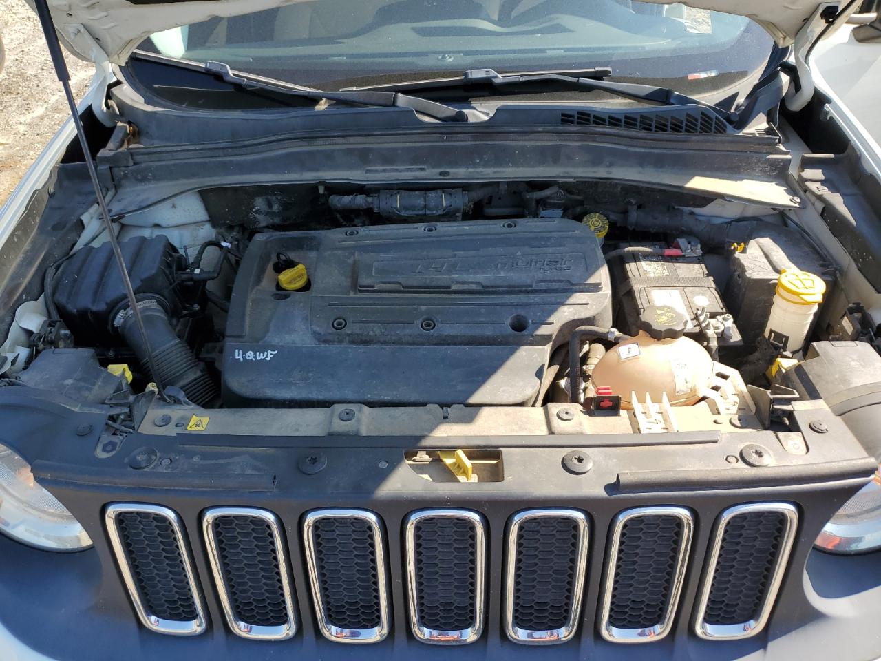 ZACCJBAH0FPB64494 2015 Jeep Renegade Sport