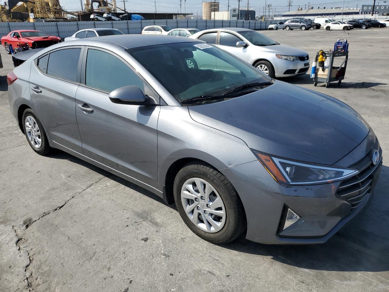 2019 Hyundai Elantra Se vin: KMHD74LF8KU824808