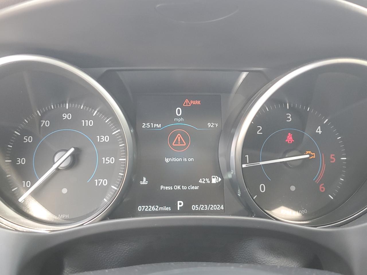 SADCJ2FN2JA237193 2018 Jaguar F-Pace Premium