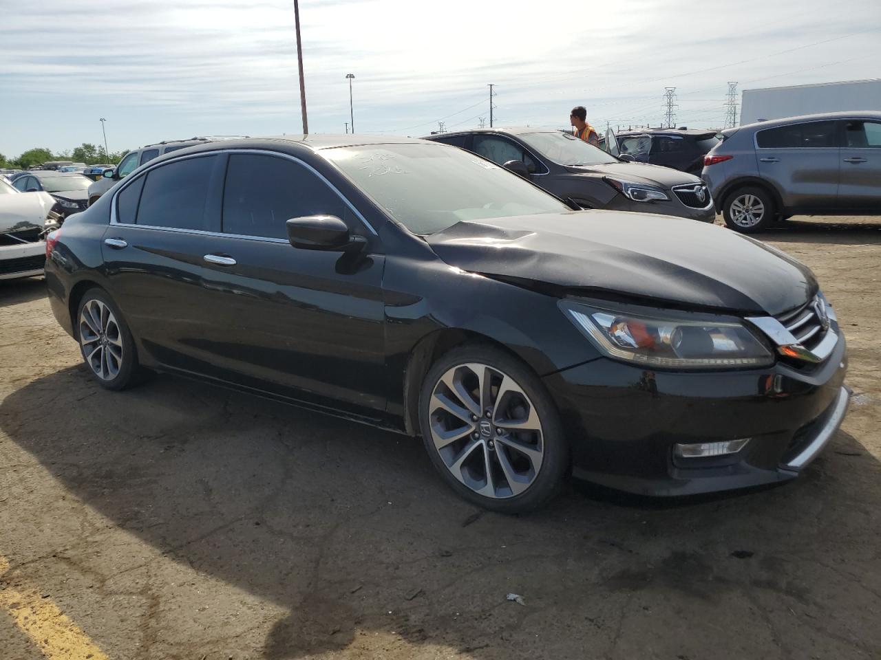 1HGCR2F55FA237086 2015 Honda Accord Sport