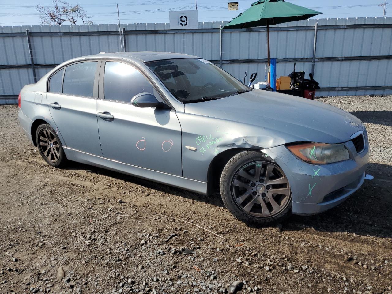 WBAVB13586PT15879 2006 BMW 325 I