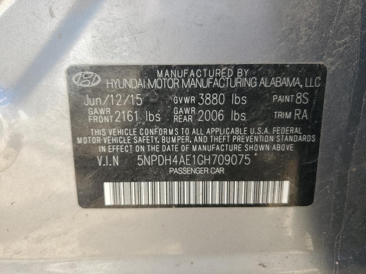 5NPDH4AE1GH709075 2016 Hyundai Elantra Se