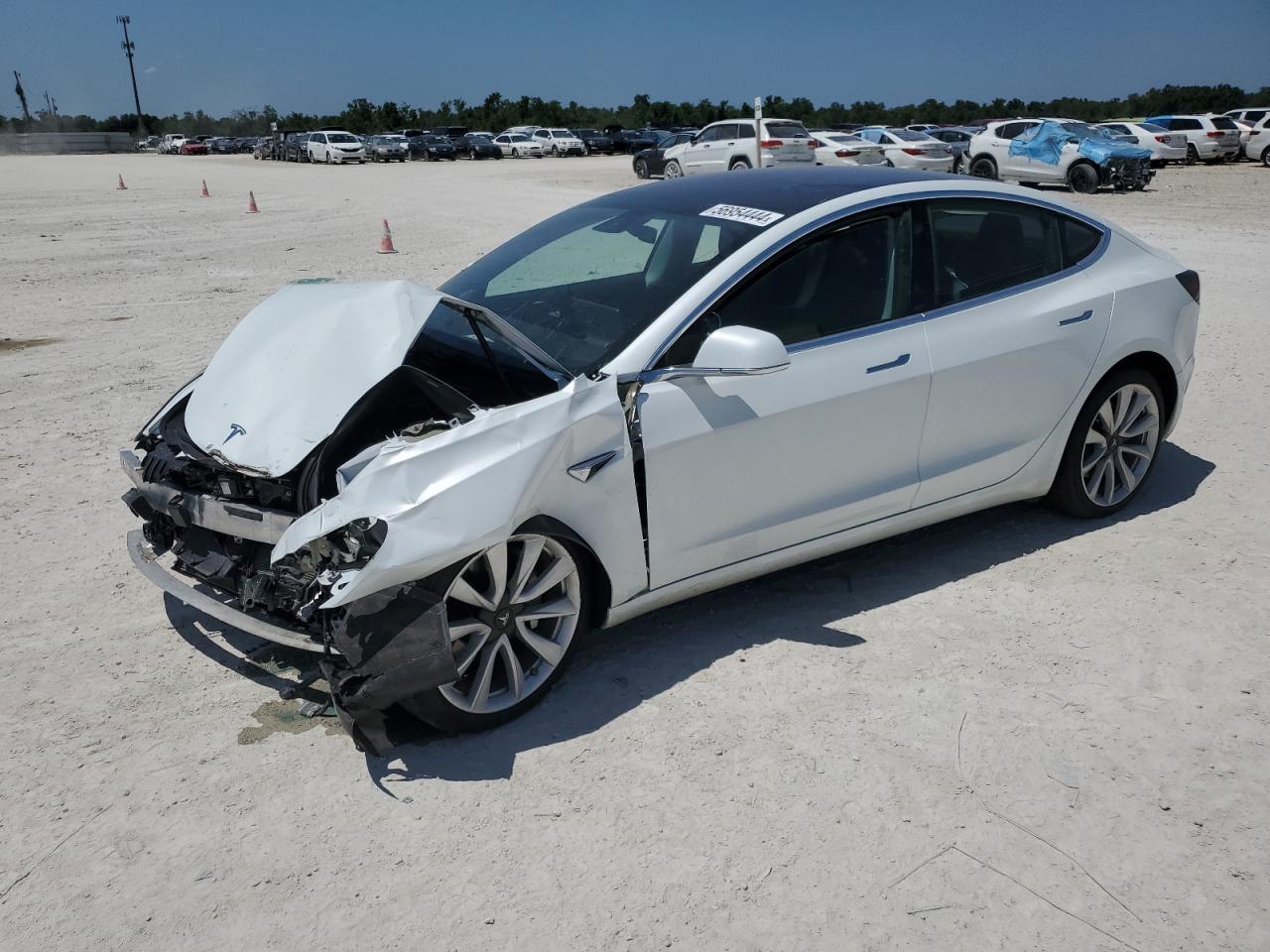 2018 Tesla Model 3 vin: 5YJ3E1EB4JF088844