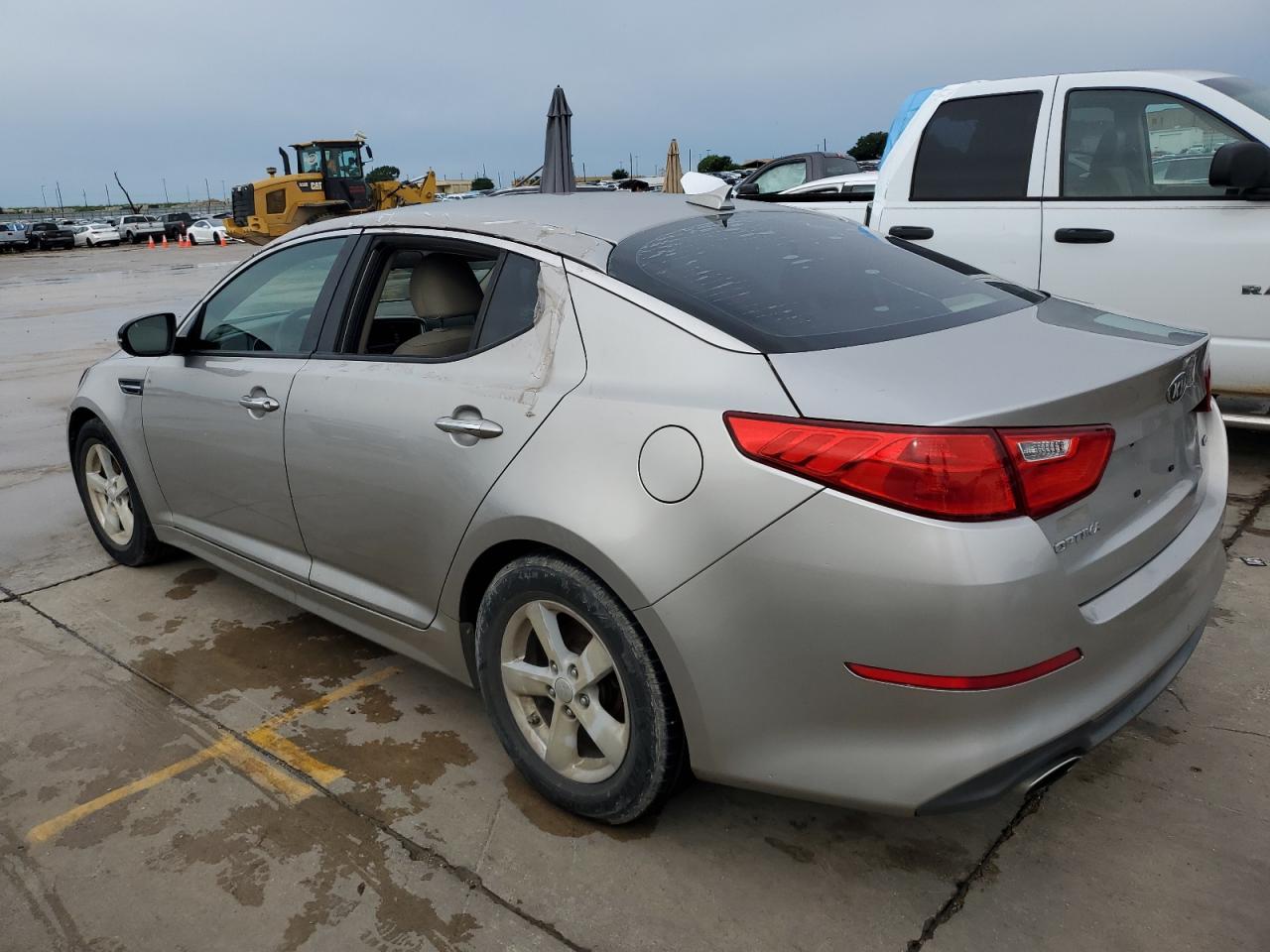 KNAGM4A78F5527718 2015 Kia Optima Lx