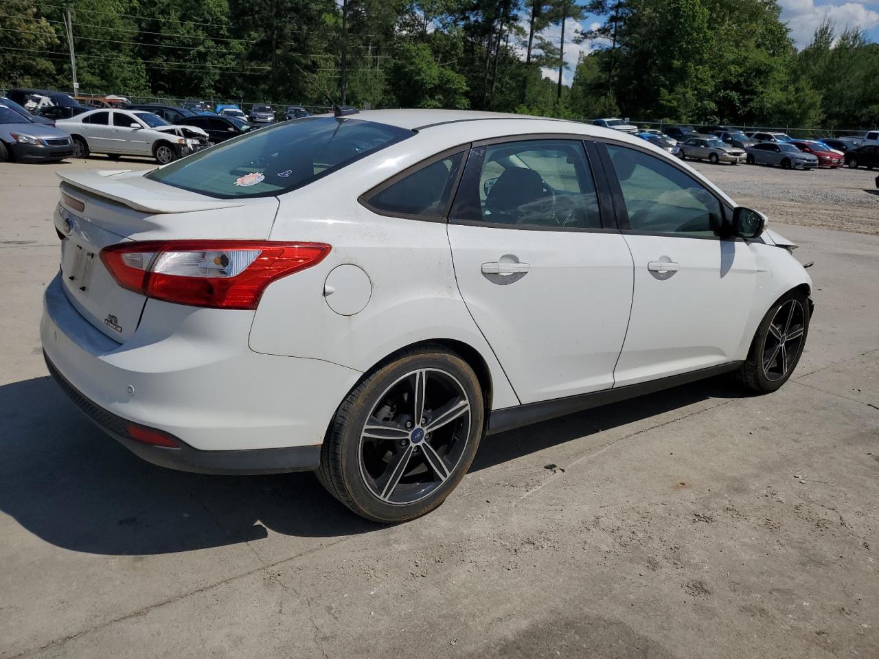 2013 Ford Focus Se vin: 1FADP3F20DL129373