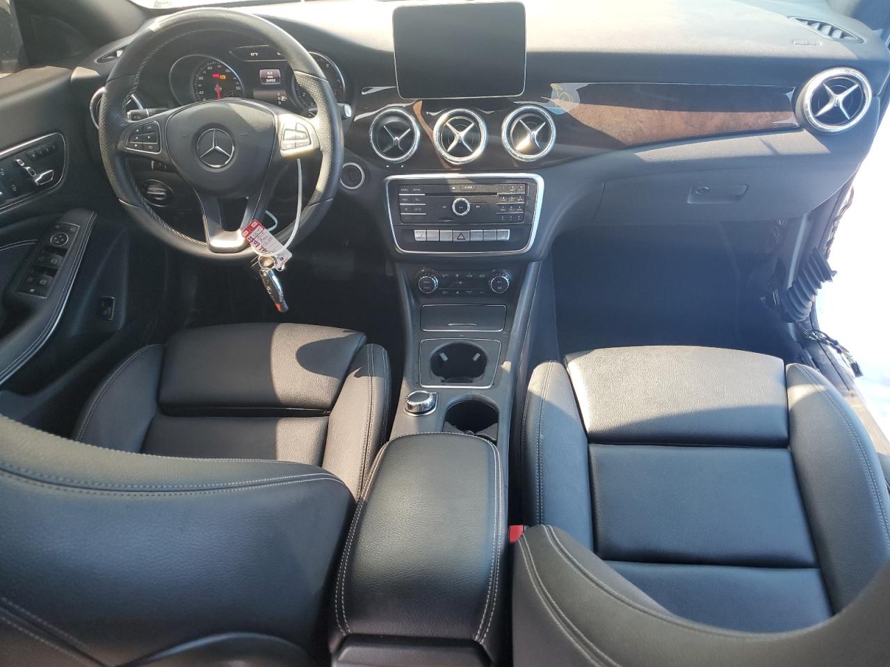 WDDSJ4EB4JN650015 2018 Mercedes-Benz Cla 250