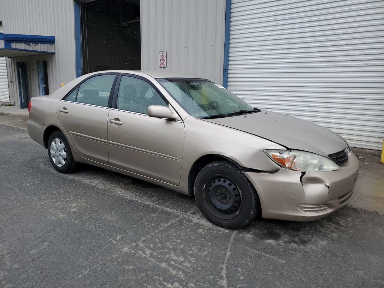 4T1BE32K44U927846 2004 Toyota Camry Le