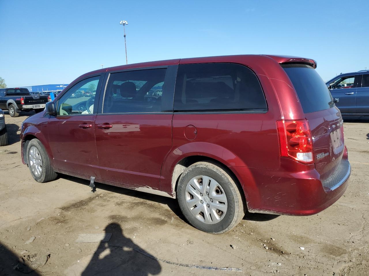 2C4RDGBG6JR259078 2018 Dodge Grand Caravan Se