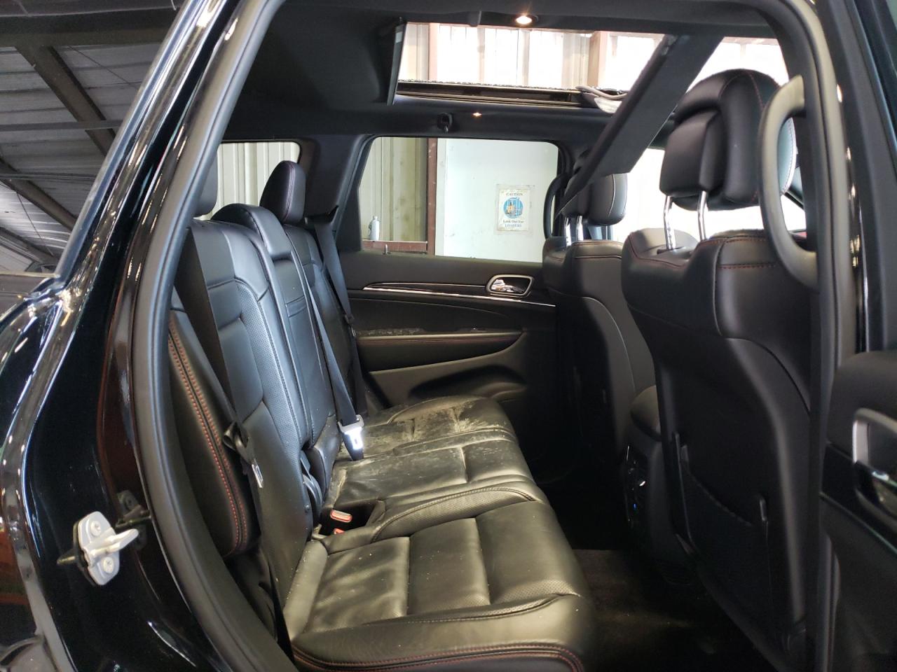 1C4RJFLT6JC368941 2018 Jeep Grand Cherokee Trailhawk