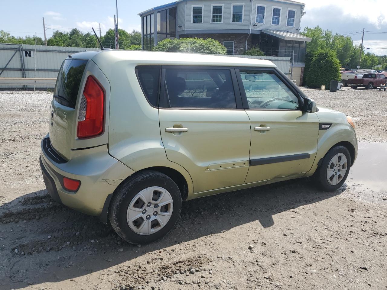 2013 Kia Soul vin: KNDJT2A56D7560717