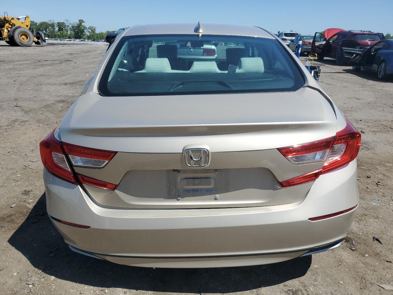 1HGCV1F15JA194185 2018 Honda Accord Lx