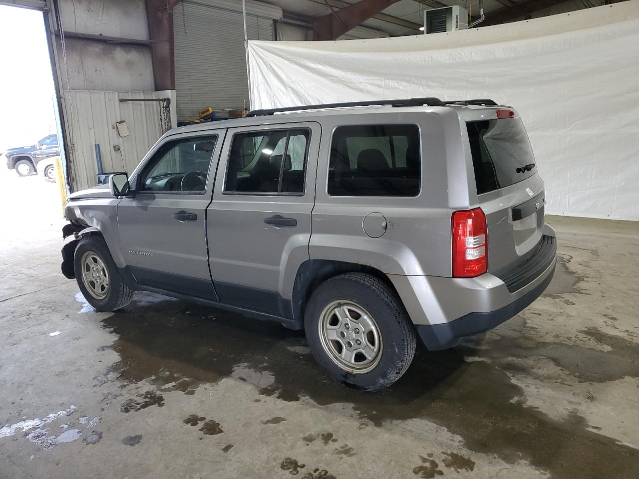 1C4NJPBB3FD171949 2015 Jeep Patriot Sport