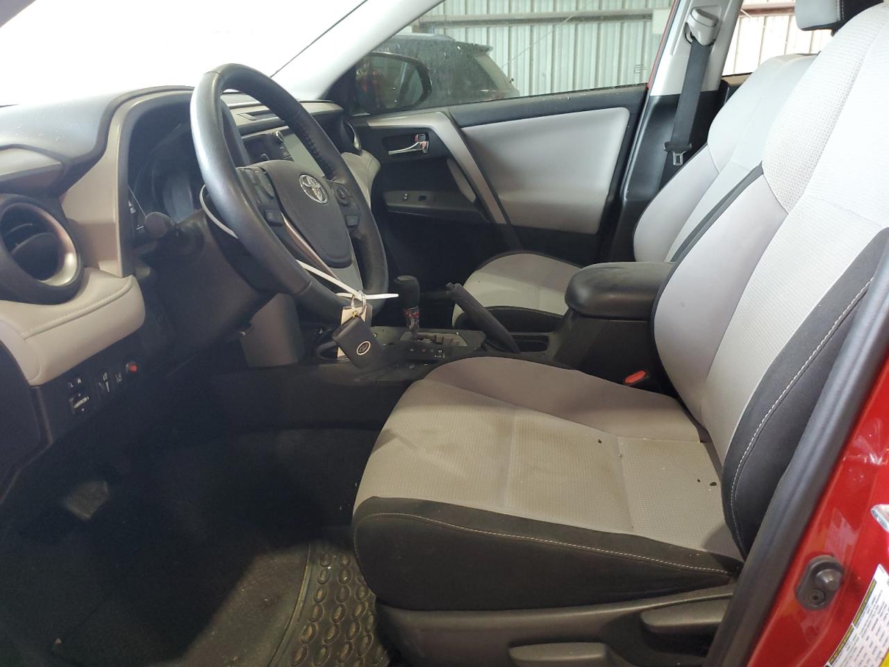 2T3WFREV4HW351597 2017 Toyota Rav4 Xle