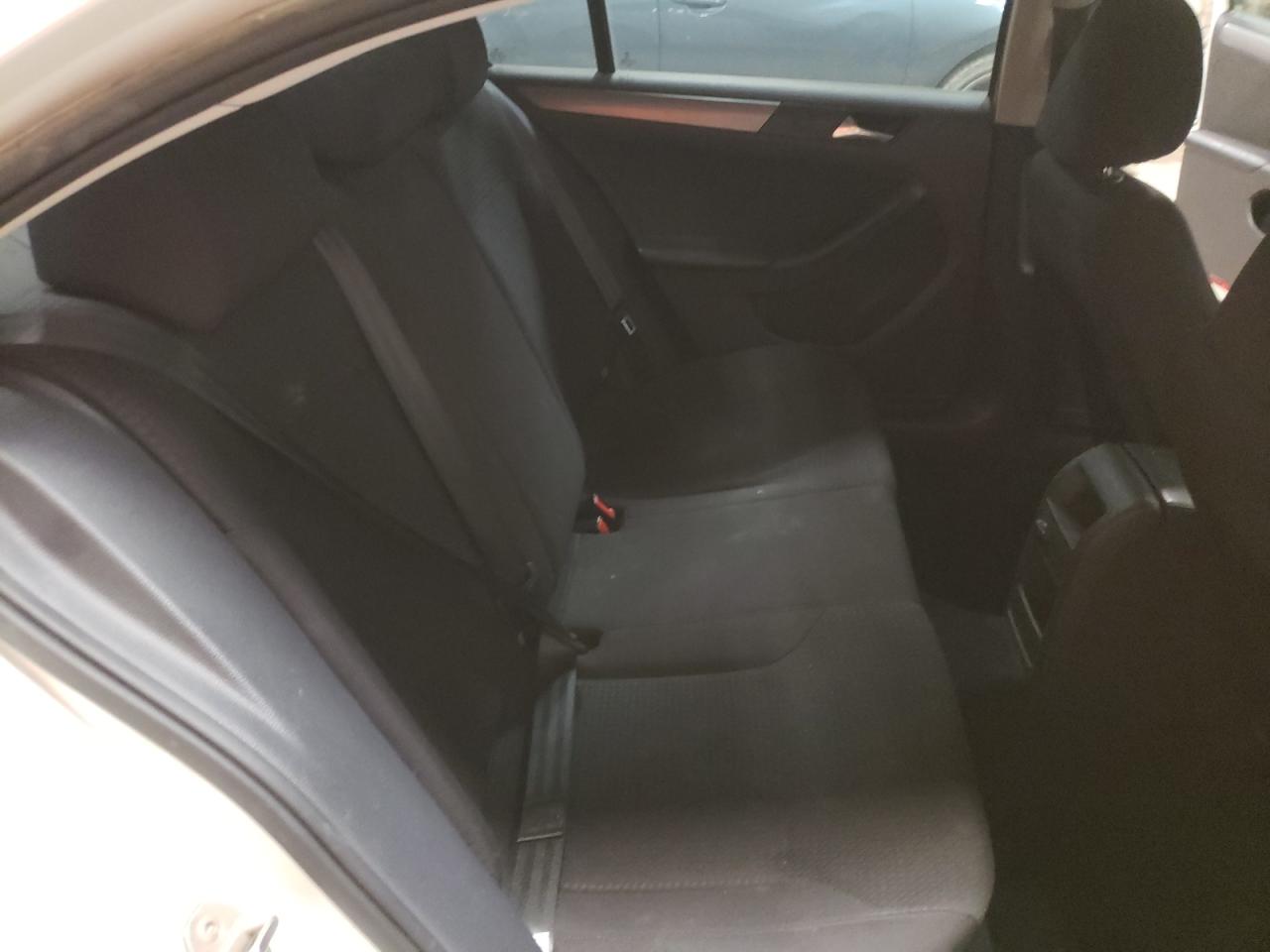 3VWLA7AJXFM333271 2015 Volkswagen Jetta Tdi