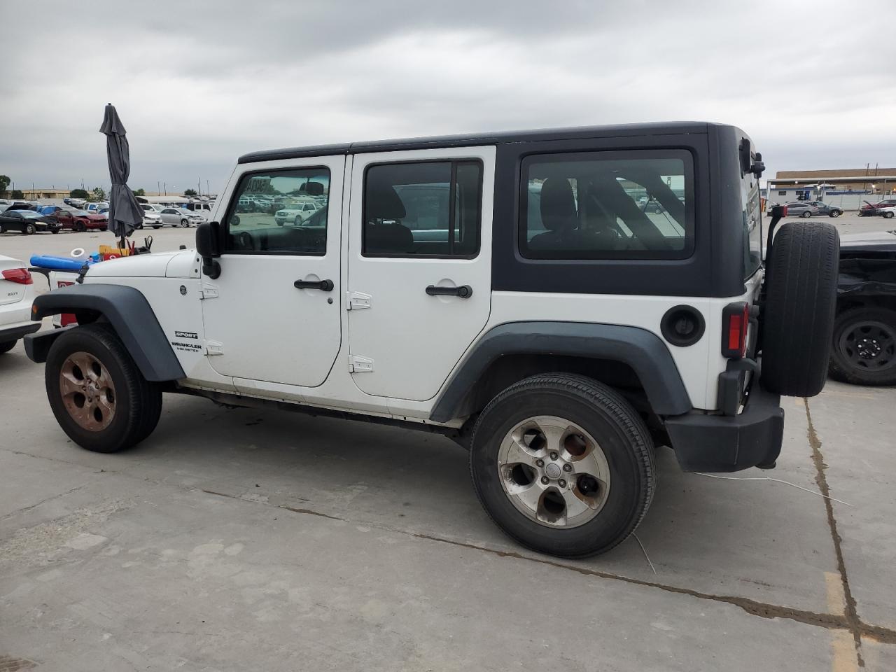 1C4BJWKG7EL284638 2014 Jeep Wrangler Unlimited Sport