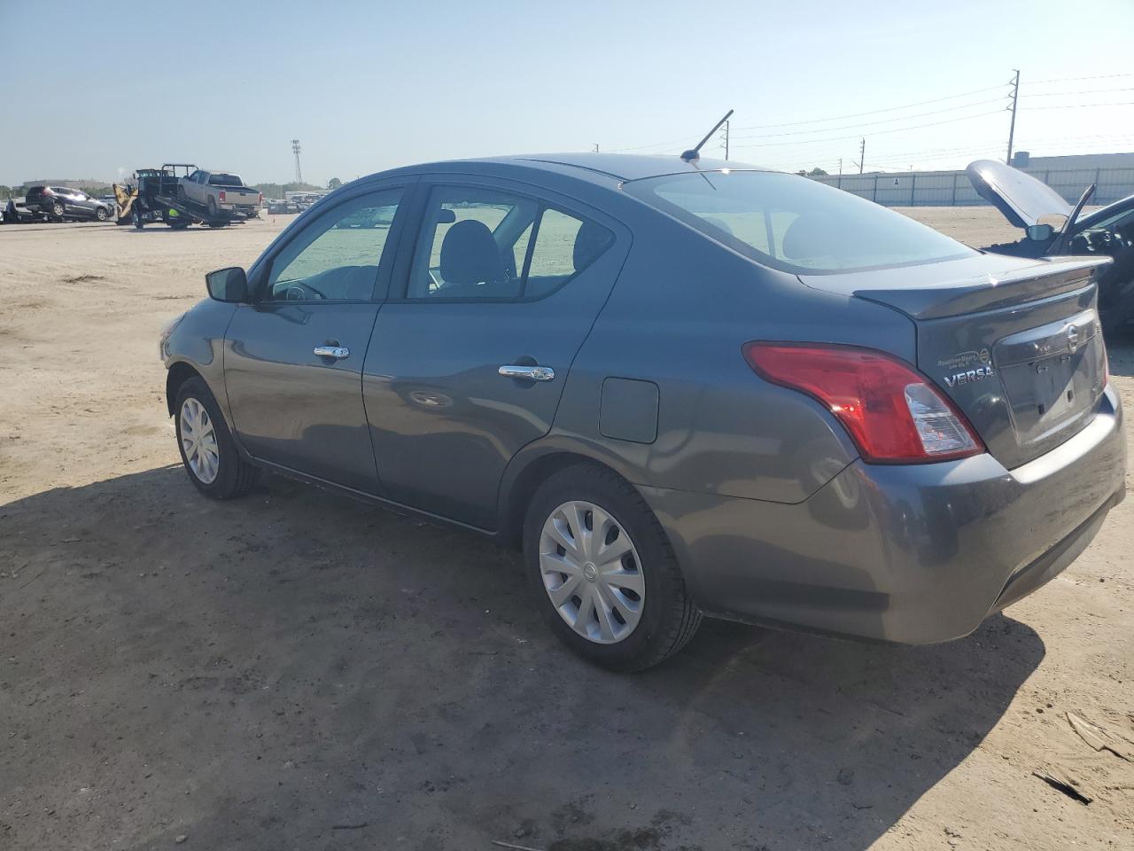 3N1CN7AP9KL857607 2019 Nissan Versa S