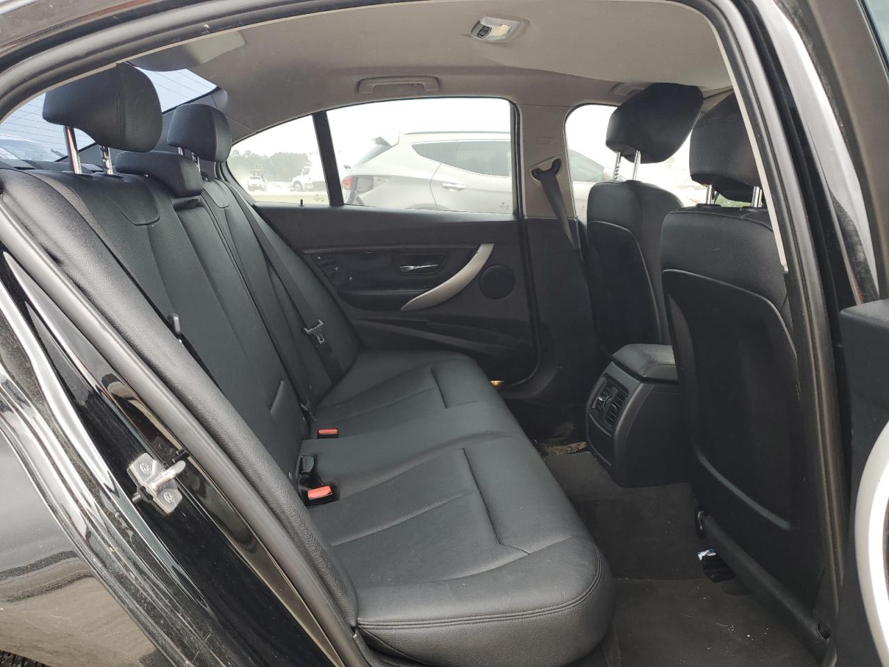 WBA3B1C59EK131537 2014 BMW 320 I