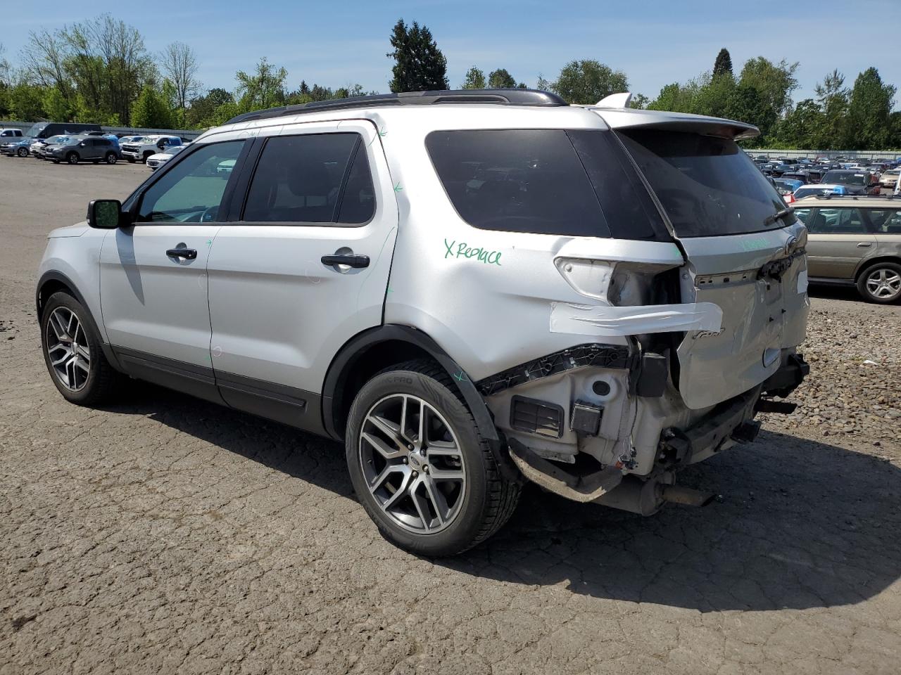 2017 Ford Explorer Sport vin: 1FM5K8GT3HGD17395