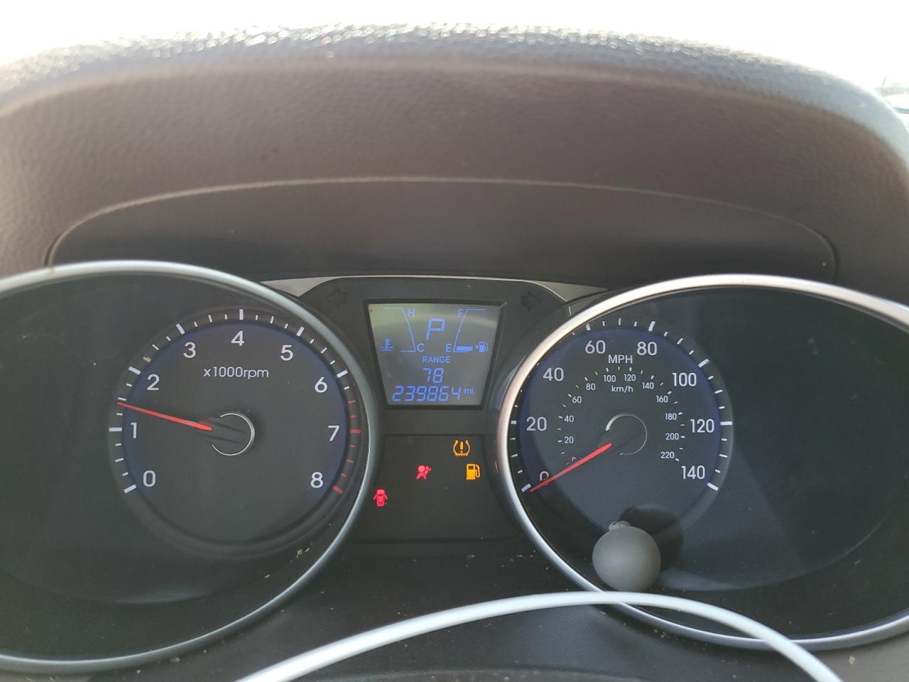 KM8JU3AC2AU089207 2010 Hyundai Tucson Gls