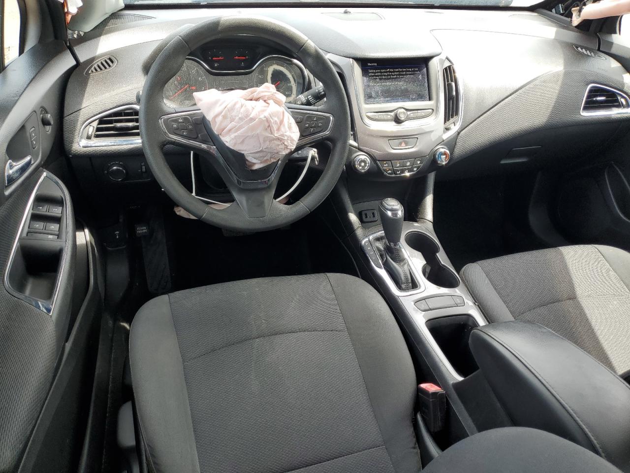3G1BC6SM2KS596381 2019 Chevrolet Cruze Ls
