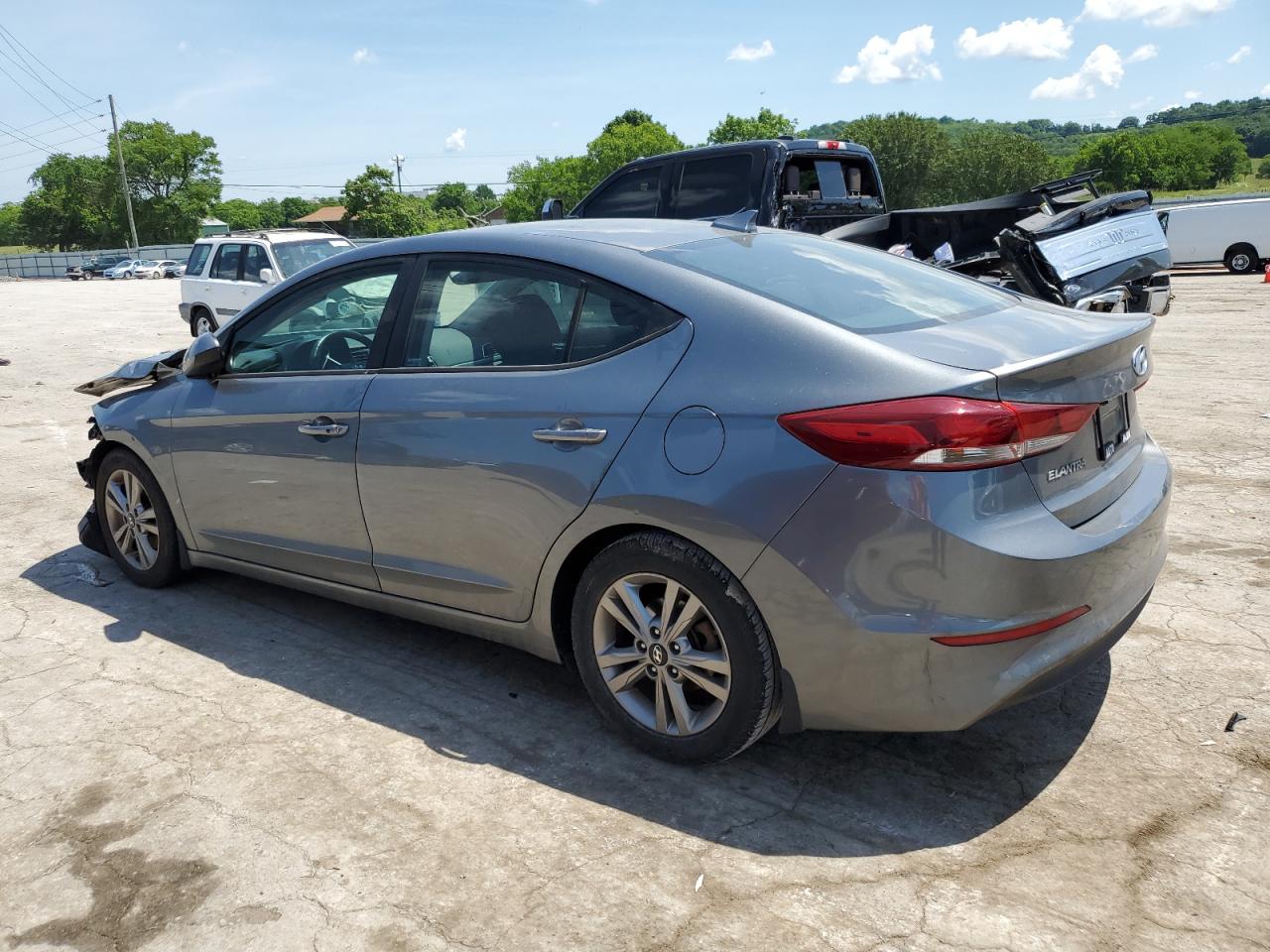 KMHD84LF5JU560457 2018 Hyundai Elantra Sel