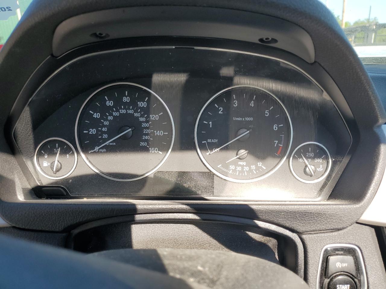 WBA8A3C34HK692865 2017 BMW 320 Xi