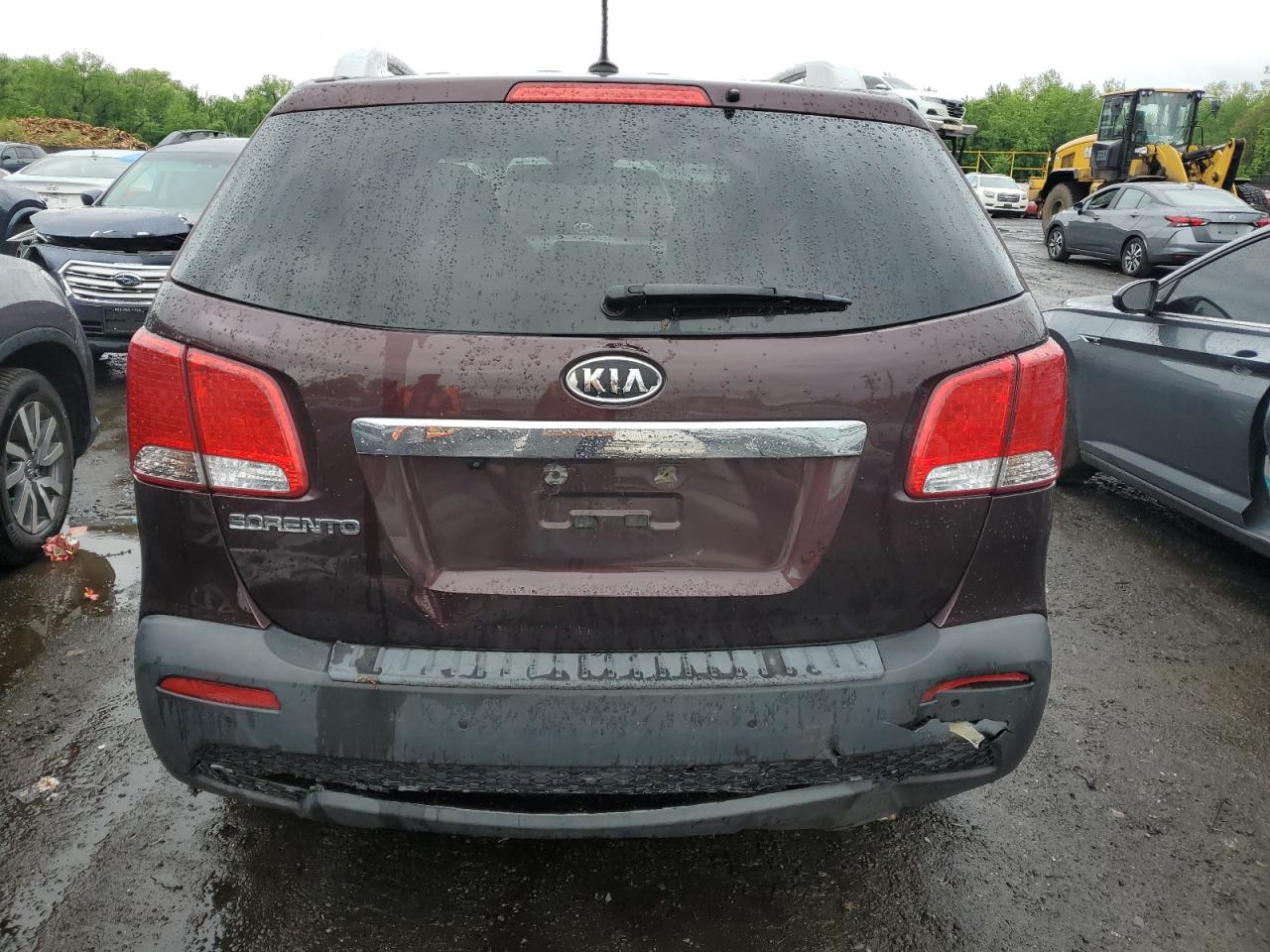 5XYKTDA18BG163782 2011 Kia Sorento Base