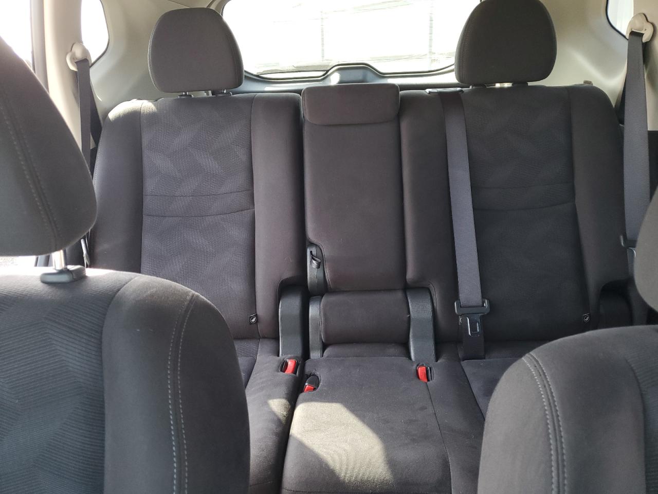 KNMAT2MT4FP561149 2015 Nissan Rogue S