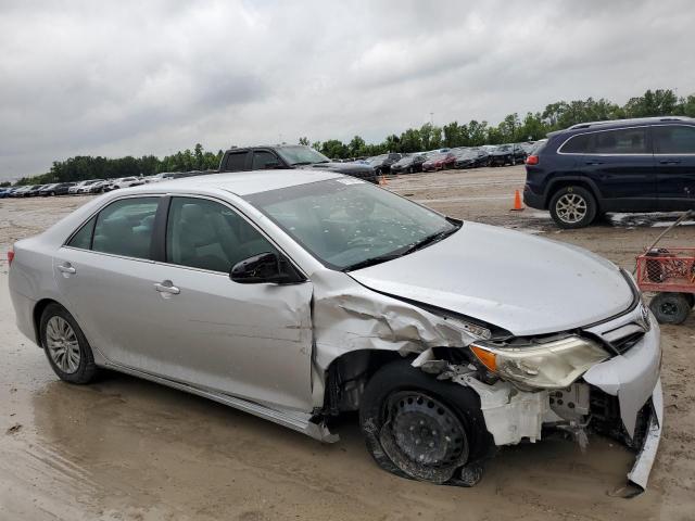 VIN 4T1BF1FK3EU407067 2014 Toyota Camry, L no.4