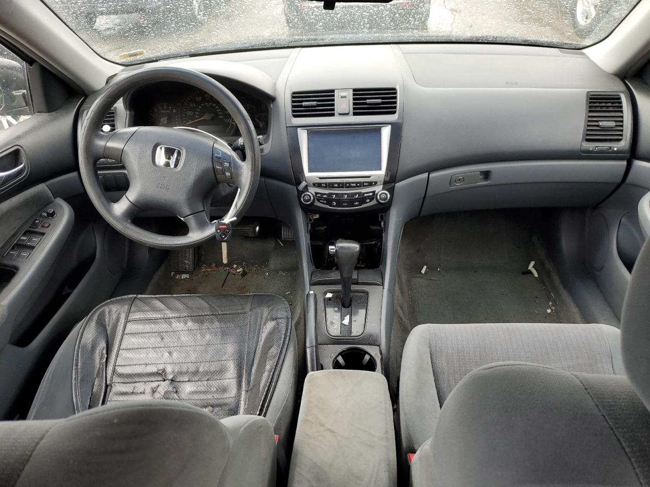 1HGCM56384A104284 2004 Honda Accord Lx