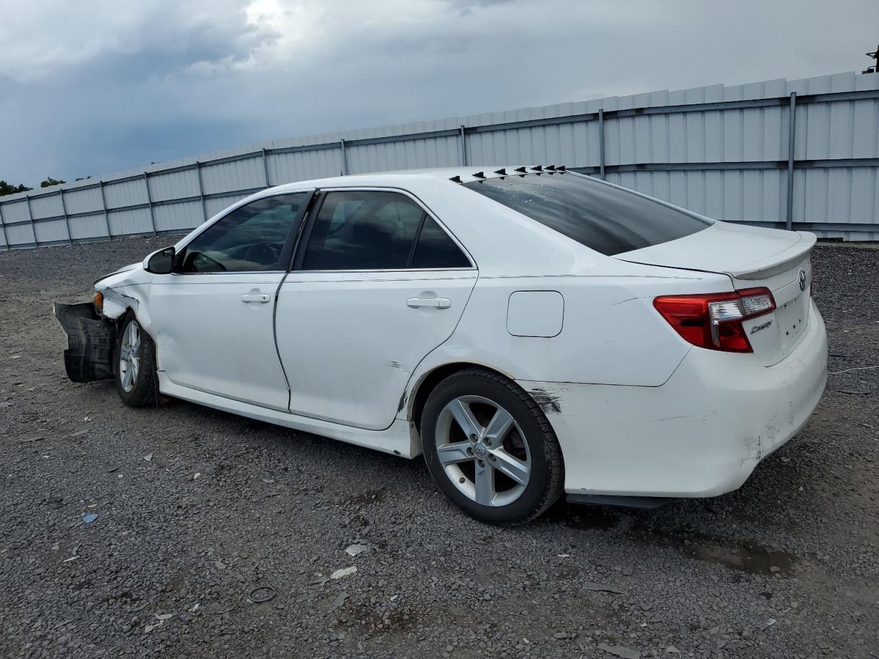 4T1BF1FK2DU239338 2013 Toyota Camry L