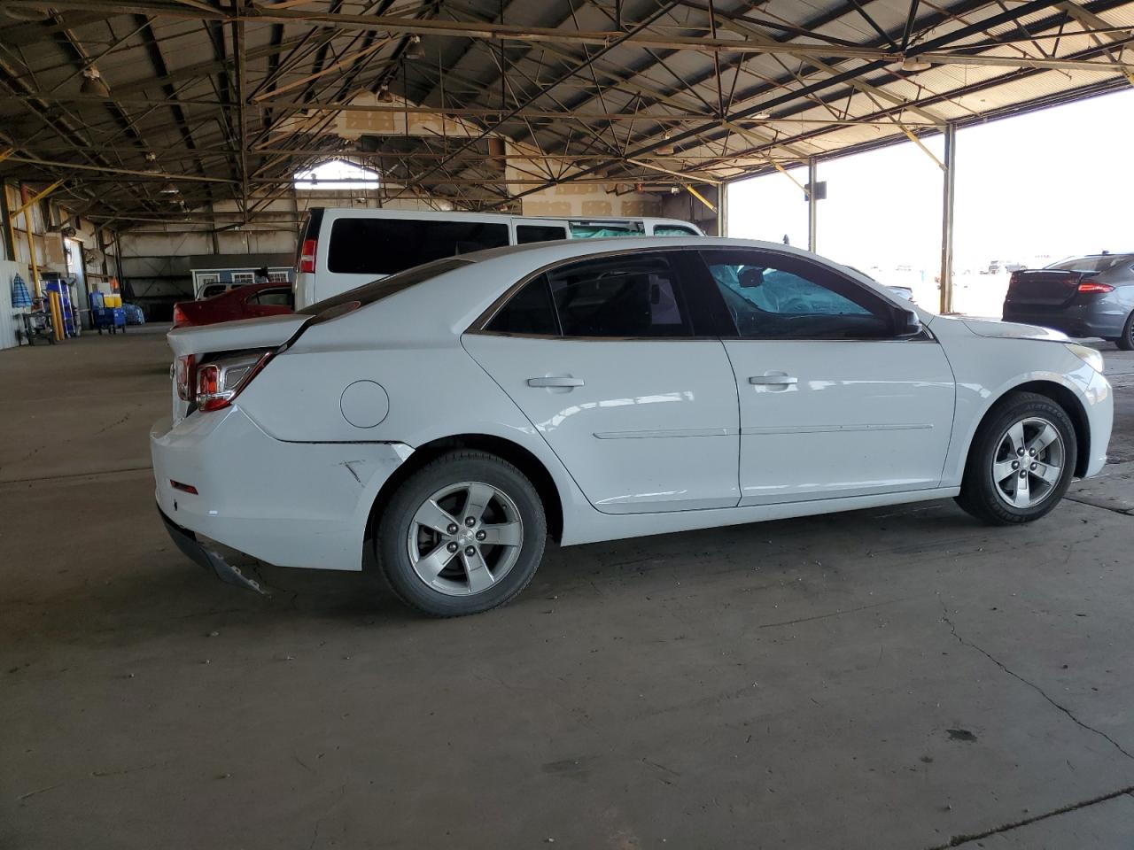 2013 Chevrolet Malibu Ls vin: 1G11B5SA8DF339778