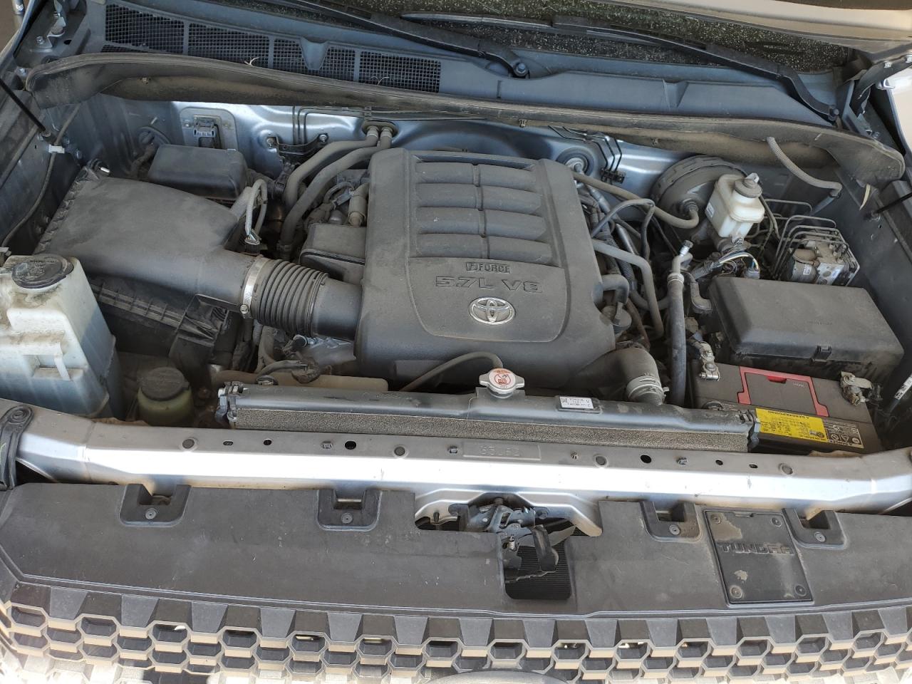 5TFEY5F13JX232600 2018 Toyota Tundra Crewmax Sr5