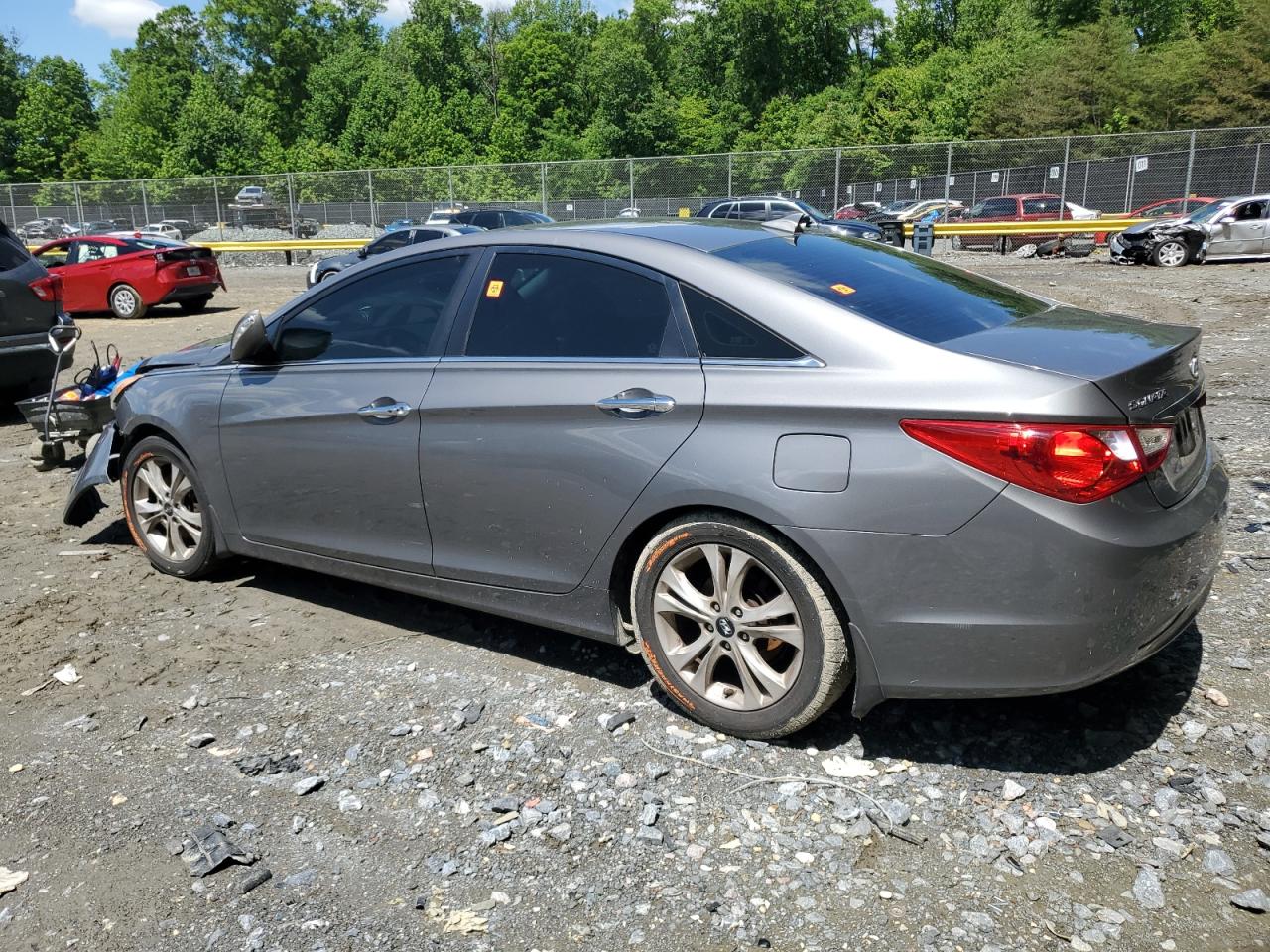 5NPEC4AC0DH551065 2013 Hyundai Sonata Se