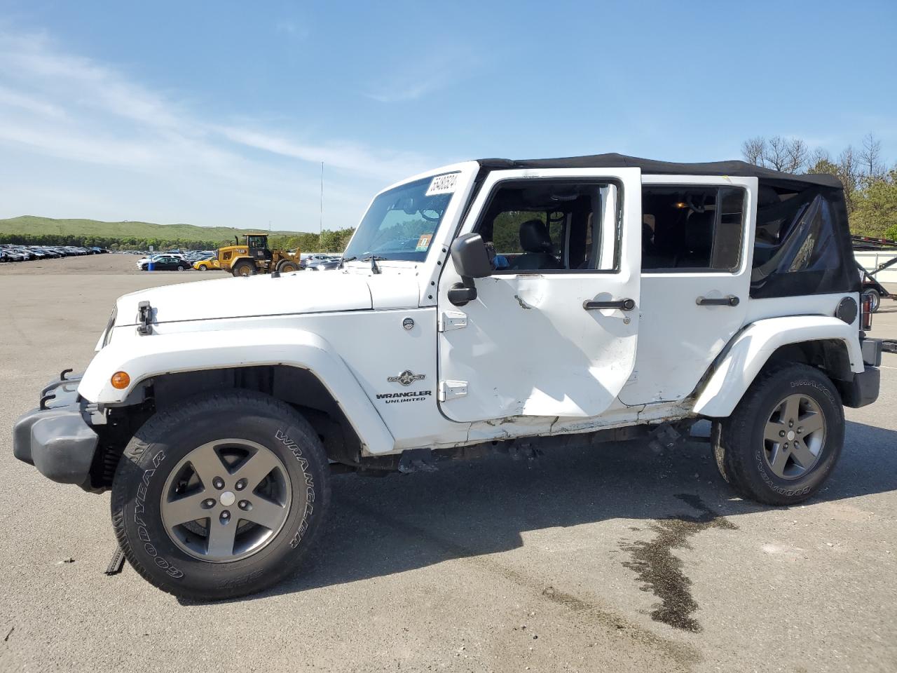 1C4BJWDG1DL609361 2013 Jeep Wrangler Unlimited Sport