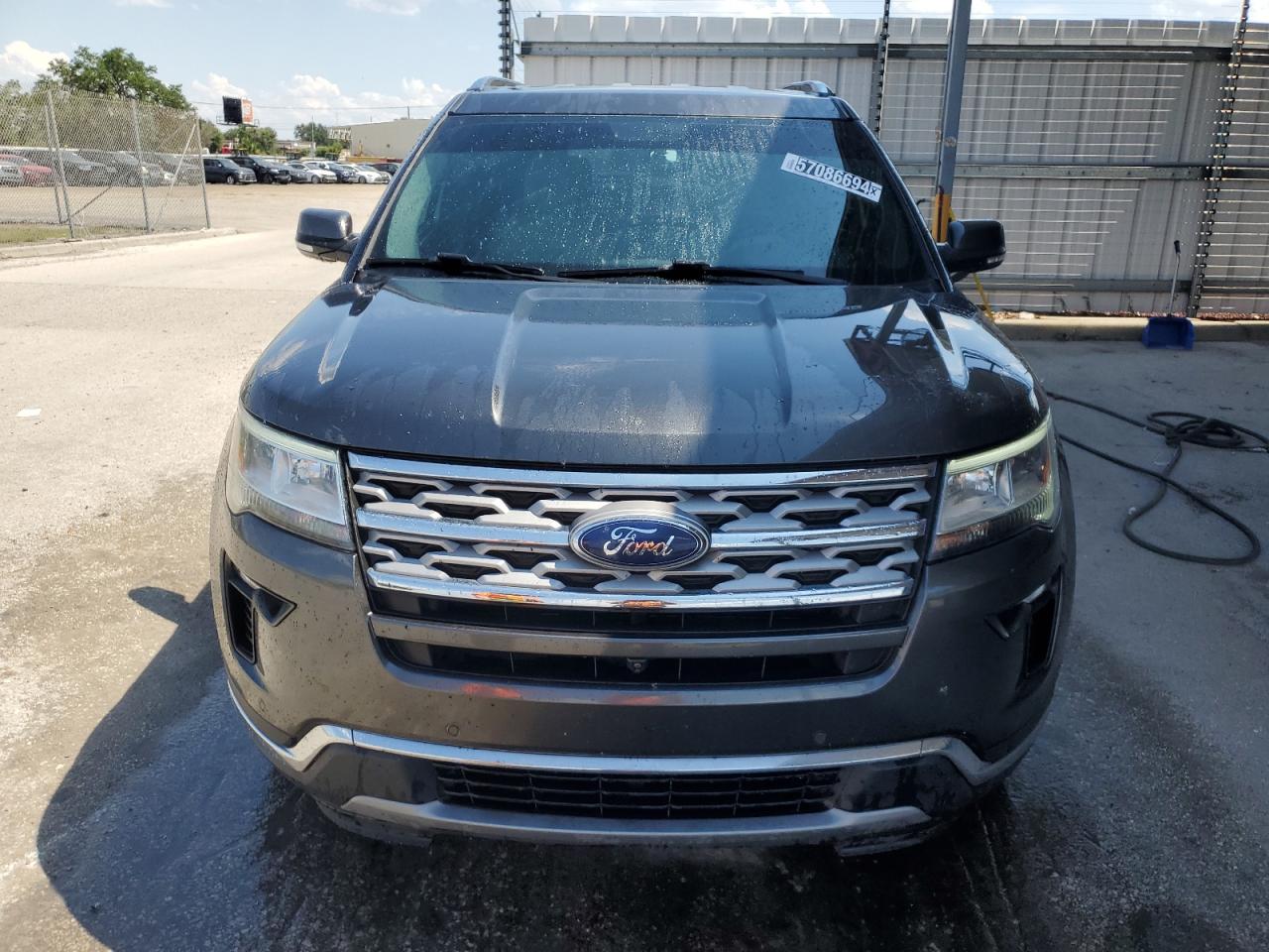 2018 Ford Explorer Limited vin: 1FM5K7FH6JGC16865