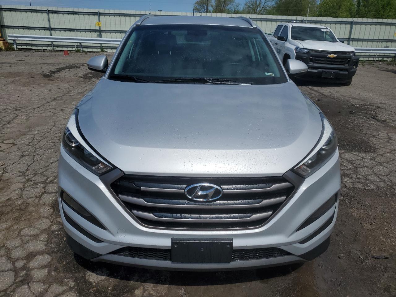 KM8J3CA25GU161746 2016 Hyundai Tucson Limited